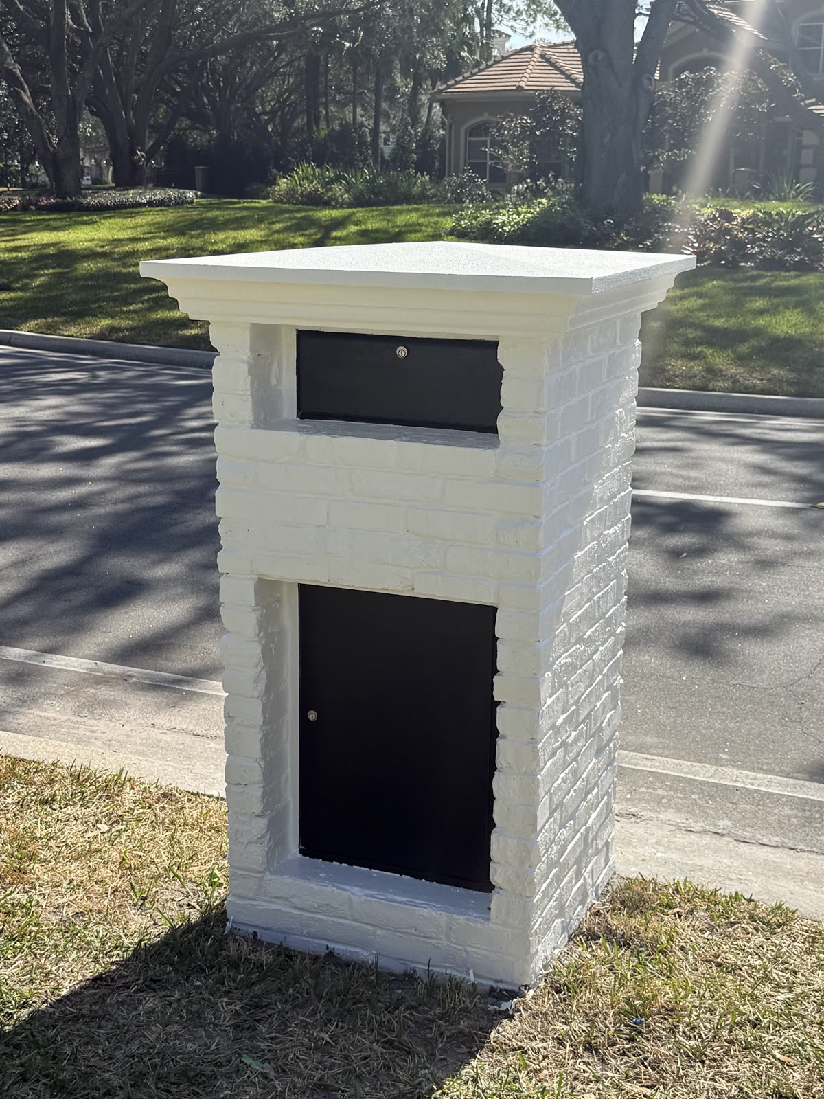 Finished mailbox pillar close-up